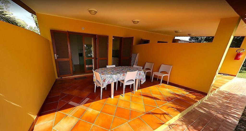 Villaggio Piscina Rei Монте Най Екстериор снимка