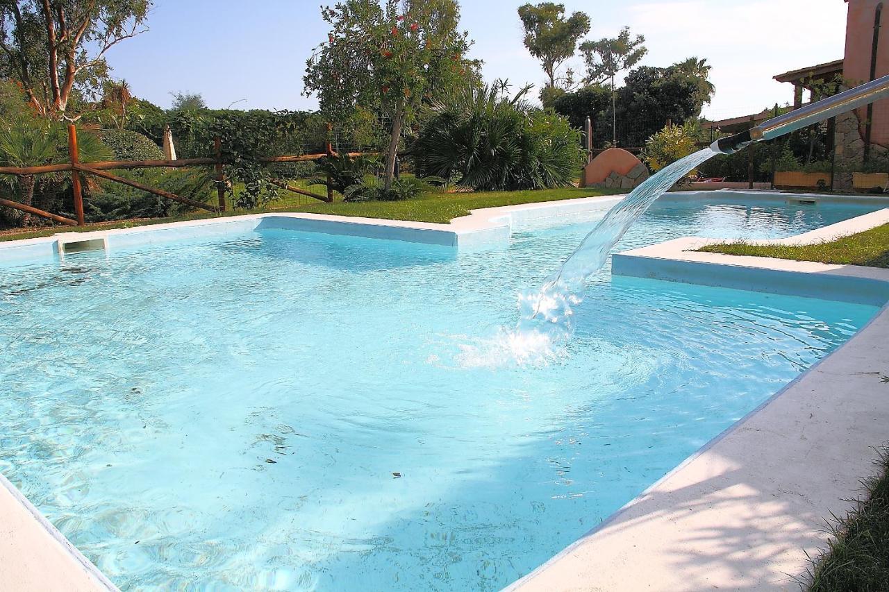 Villaggio Piscina Rei Монте Най Екстериор снимка